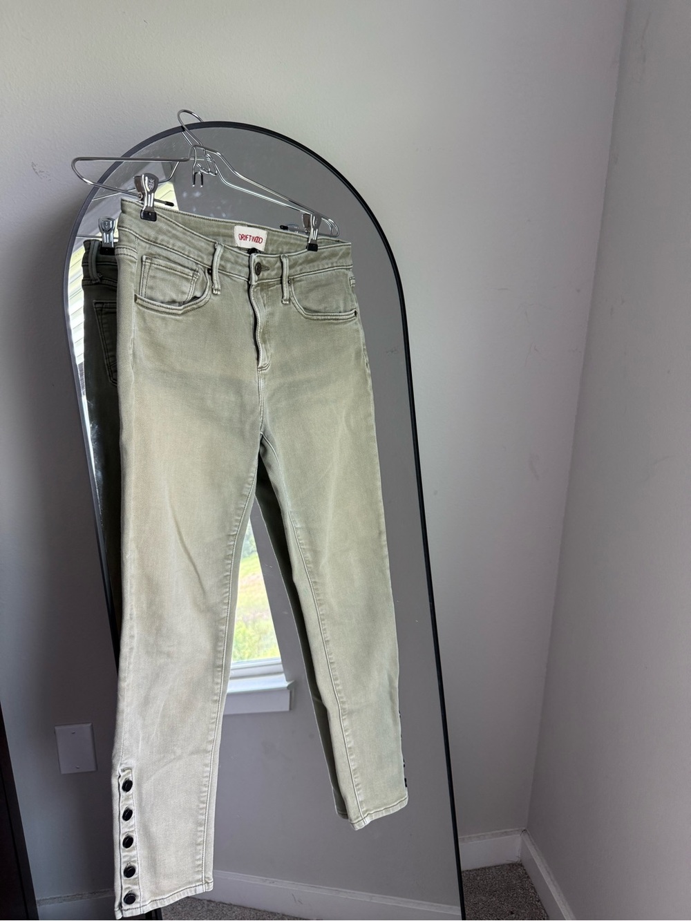 Driftwood Jackie Skinny Crop Ankle Jean Black Button Detail Olive Green 27